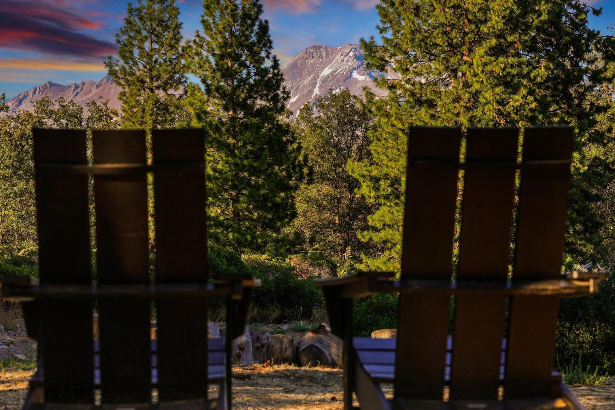 Basecamp Lodge Mount Shasta Eksteriør bilde